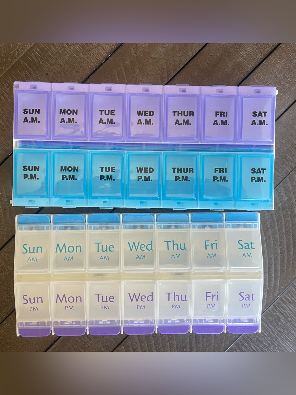 2x Weekly 2x7 Pill Organizer - Purple & Blue